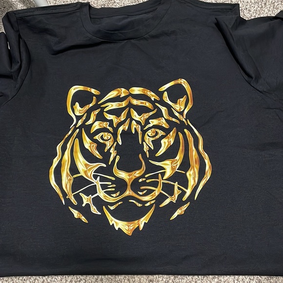 NEW Gold Tiger T-Shirt - Picture 3 of 4